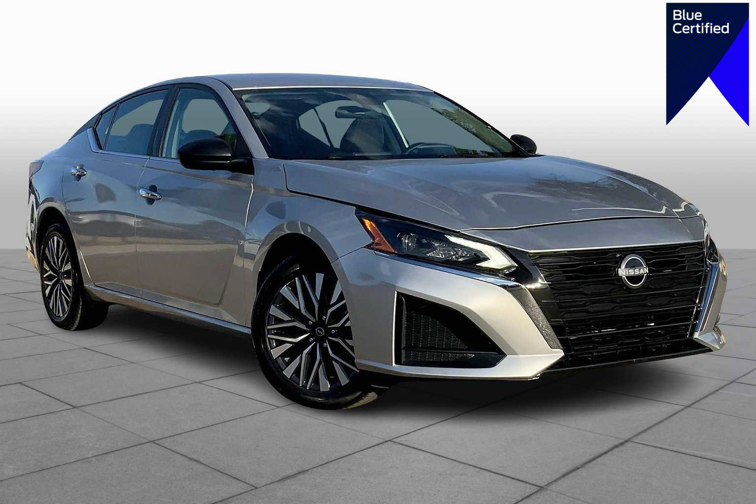 Used 2024 Nissan Altima 2.5 SV