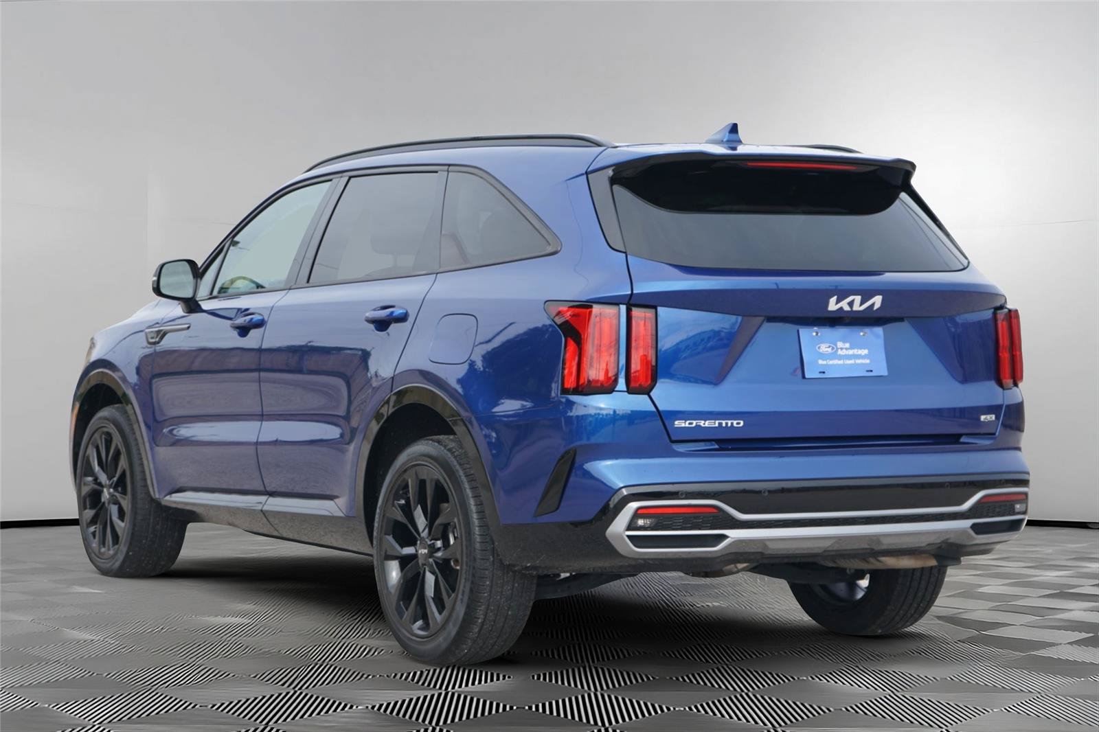 Used 2023 Kia Sorento SX AWD/4WD image 6