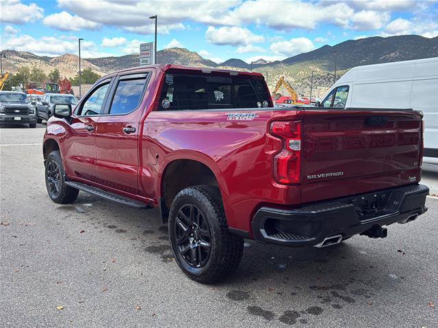 Used 2026 Chevrolet Silverado 1500 LT Trail Boss w/ LT Trail Boss Premium Package AWD/4WD image 4