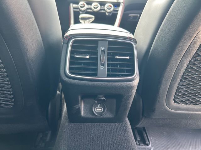 Used 2022 Genesis G70 3.3T w/ Sport Prestige Package image 15