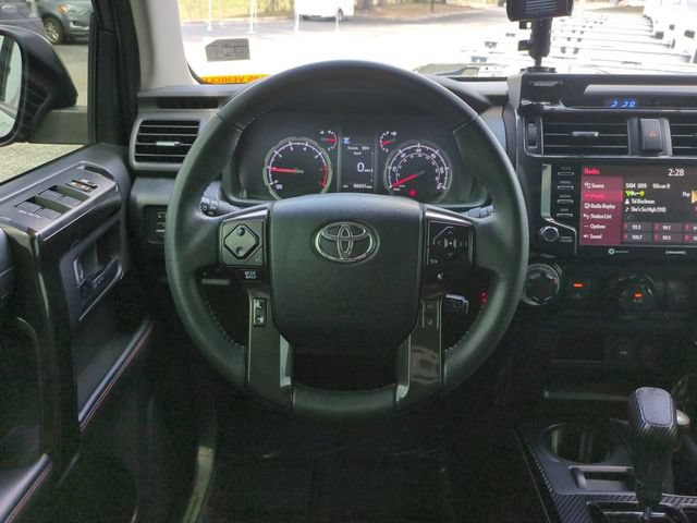 Used 2022 Toyota 4Runner TRD Off-Road Premium AWD/4WD image 17