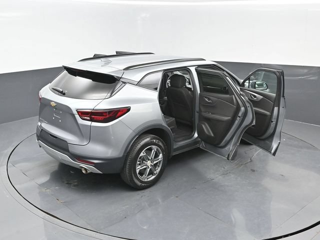 Used 2023 Chevrolet Blazer LT AWD/4WD image 27