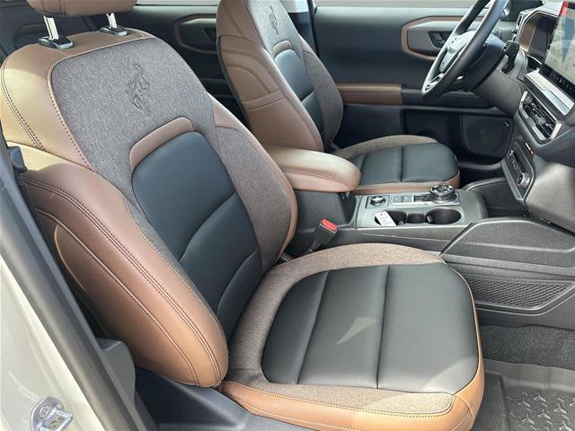 Certified 2025 Ford Bronco Sport Outer Banks w/ Outer Banks Tech Package+ AWD/4WD image 15