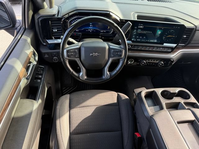 Used 2023 Chevrolet Silverado 1500 RST AWD/4WD image 15