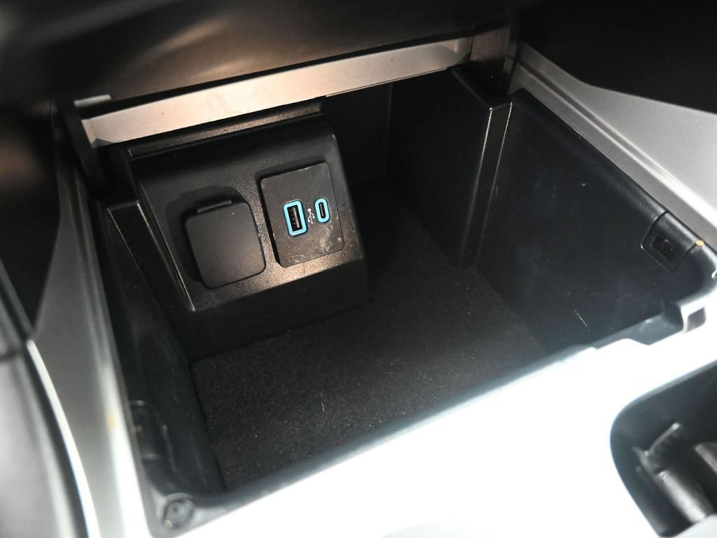 Certified 2022 Ford Explorer XLT image 18