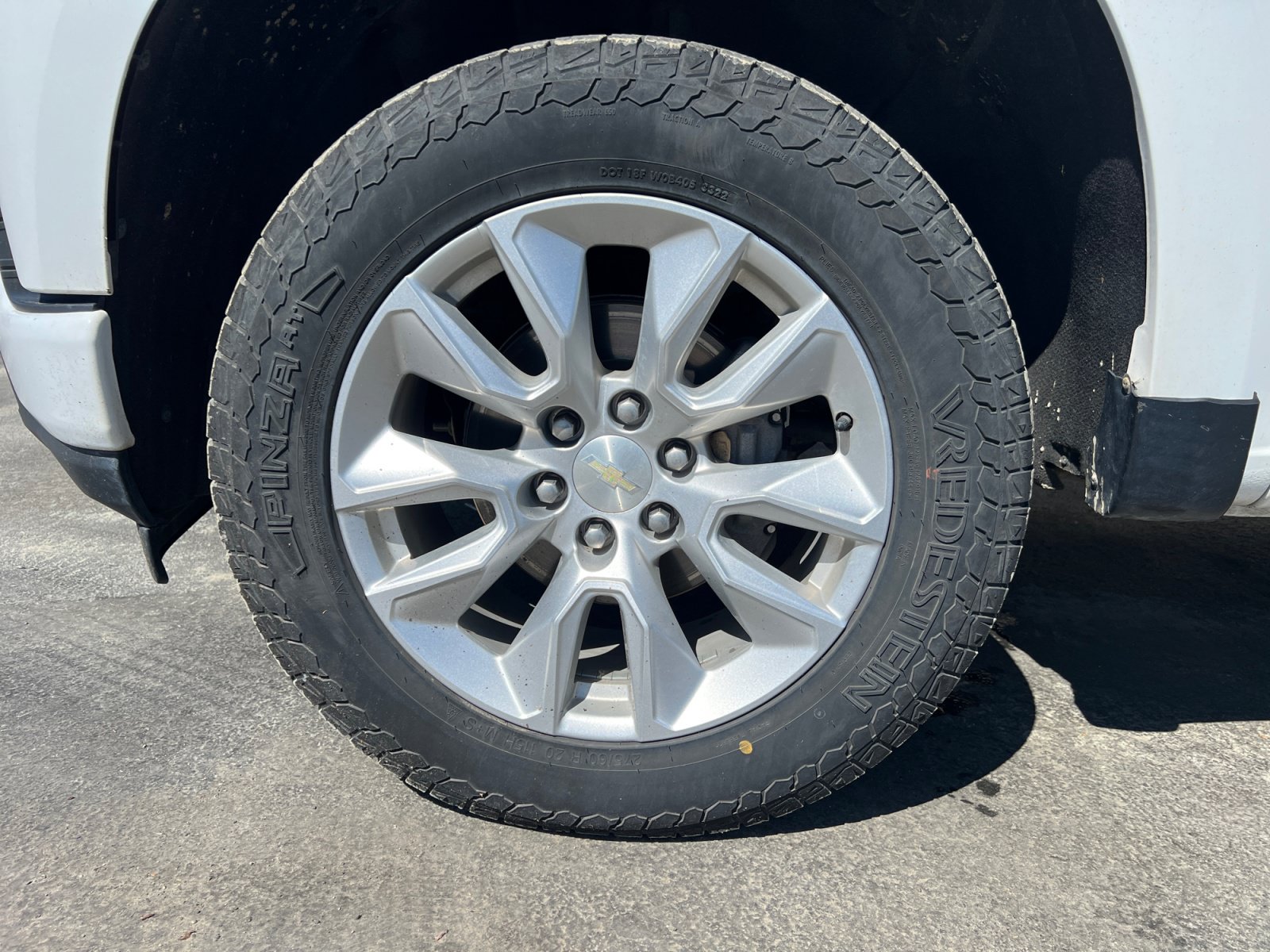 Used 2021 Chevrolet Silverado 1500 Custom w/ Safety Confidence Package AWD/4WD image 34
