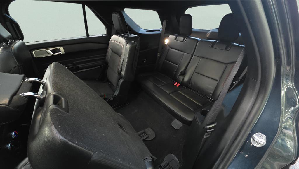 Certified 2023 Ford Explorer ST-Line w/ Class IV Trailer Tow Package image 28