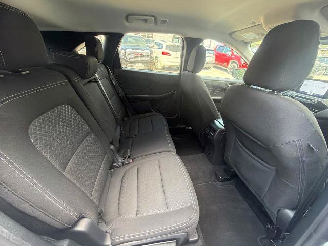 Certified 2025 Ford Escape Active AWD/4WD image 39