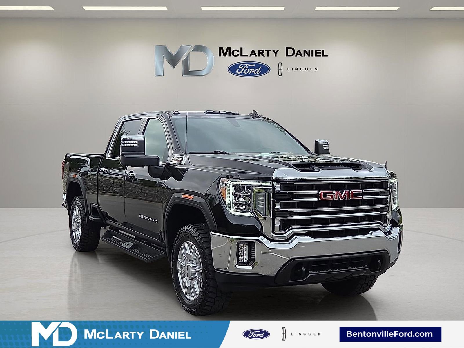 Used 2022 GMC Sierra 3500 SLT w/ SLT Convenience Package AWD/4WD image 1