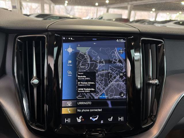 Used 2021 Volvo XC60 T5 Momentum w/ Premium Package image 12