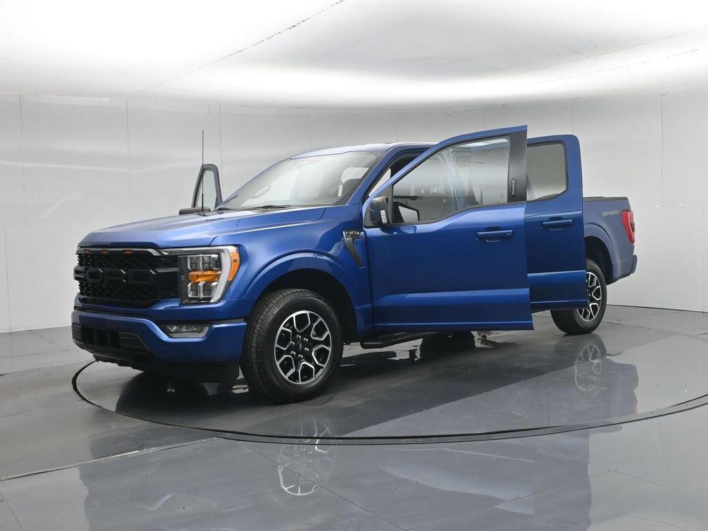 Certified 2022 Ford F150 XLT w/ Equipment Group 302A High image 27