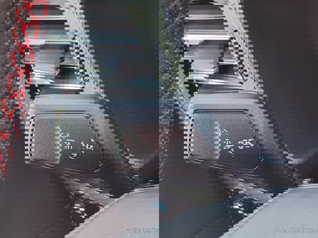 Certified 2023 Ford Escape ST-Line image 19