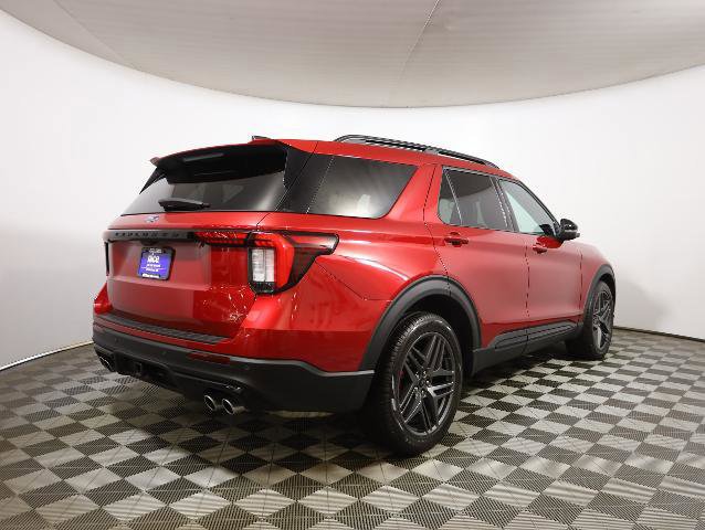 Certified 2025 Ford Explorer ST image 4
