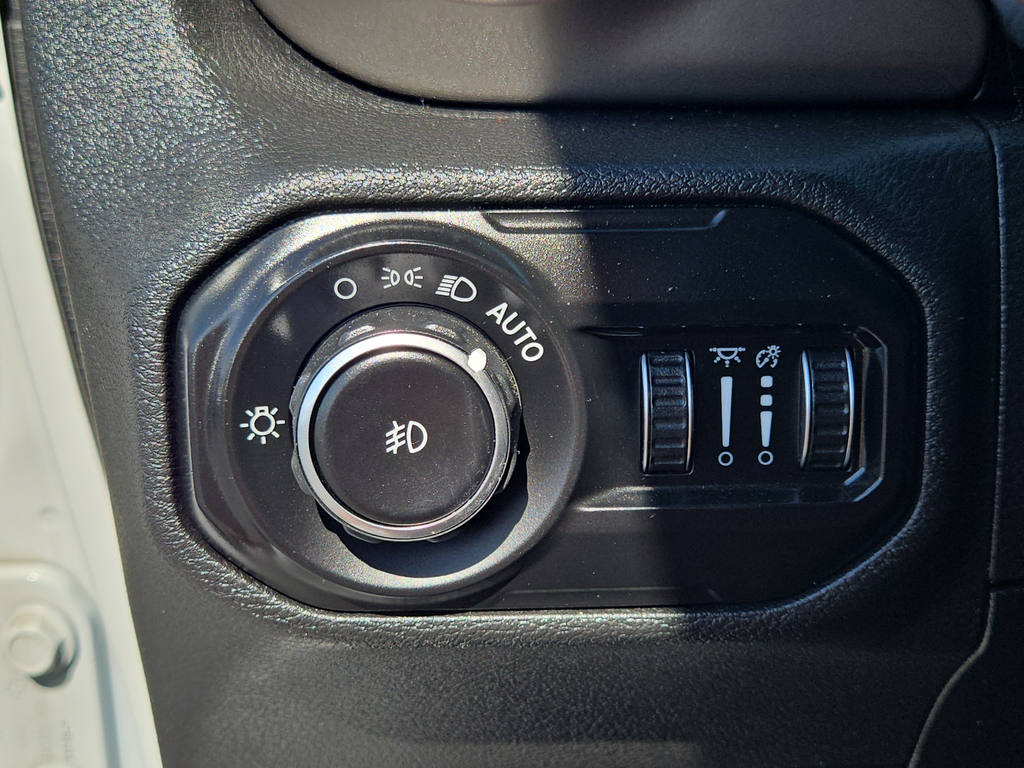 Used 2021 Jeep Wrangler Unlimited Rubicon AWD/4WD image 26