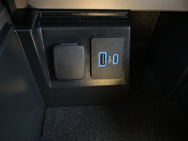 Certified 2023 Ford Explorer XLT w/ Equipment Group 202A image 23