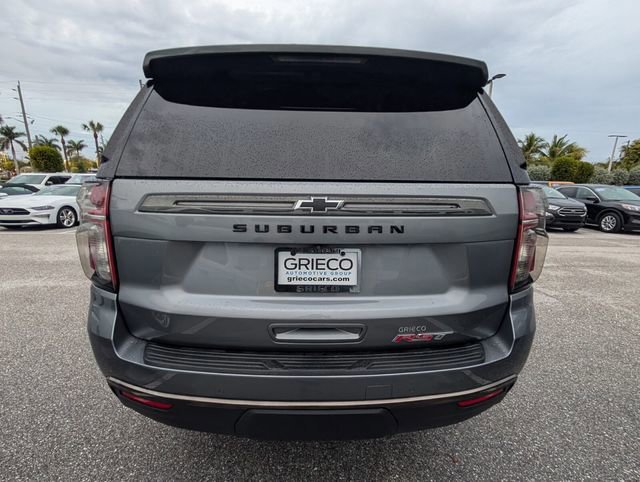 Used 2022 Chevrolet Suburban RST w/ Luxury Package image 3