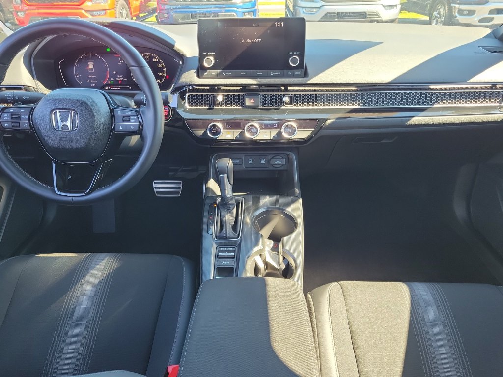Used 2025 Honda Civic Sport image 11
