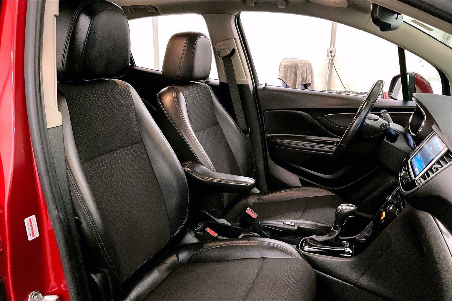 Used 2019 Buick Encore Sport Touring image 7