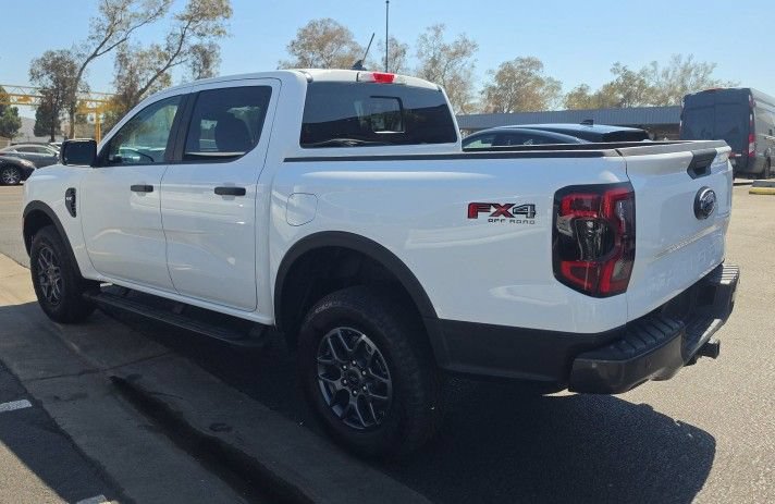 Certified 2025 Ford Ranger XLT w/ FX4 Off-Road Package AWD/4WD image 3
