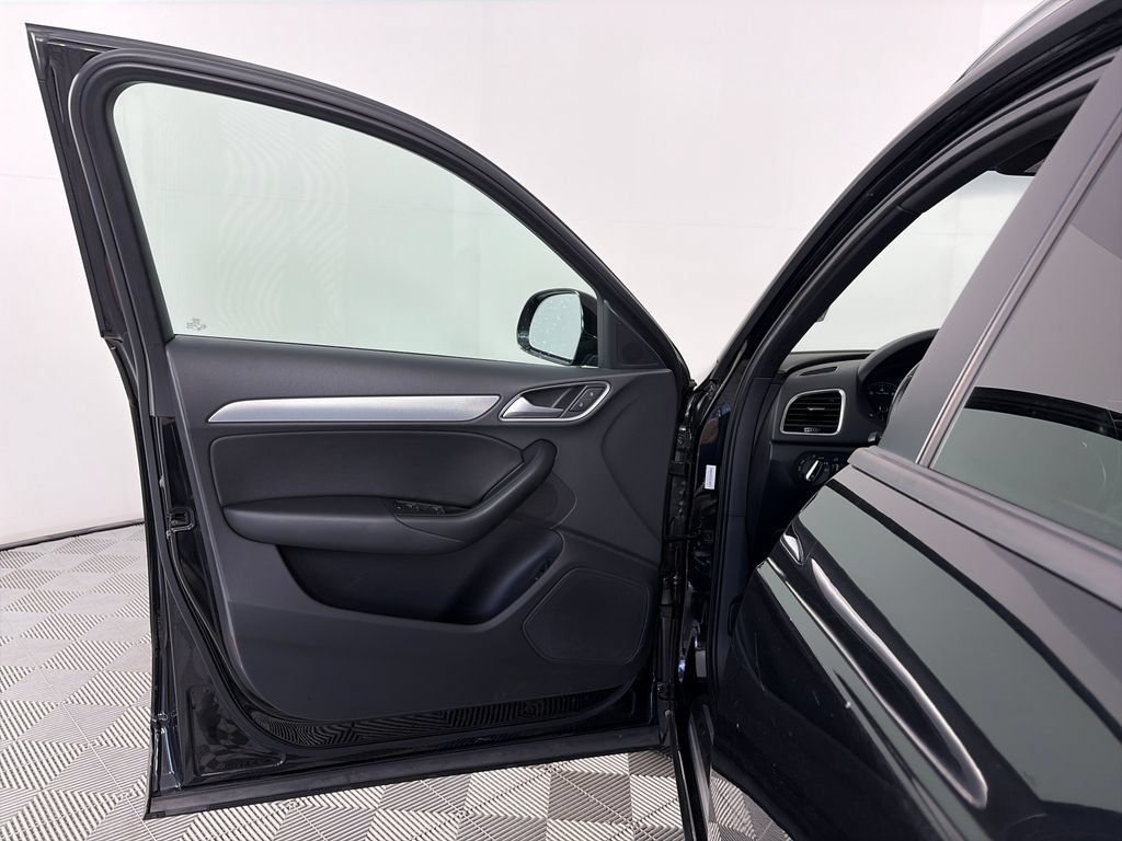 Used 2018 Audi Q3 2.0T Premium AWD/4WD image 10