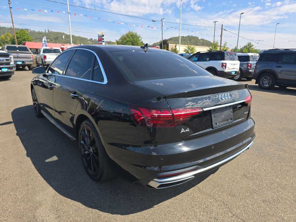Used 2022 Audi A4 2.0T Premium Plus AWD/4WD image 2
