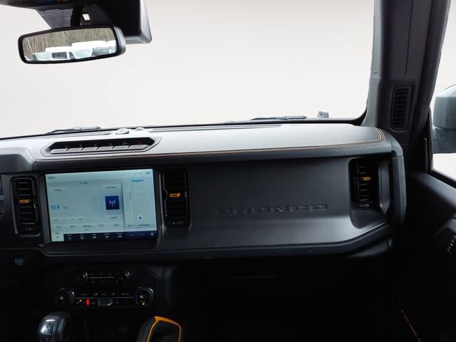 Certified 2024 Ford Bronco Badlands AWD/4WD image 10