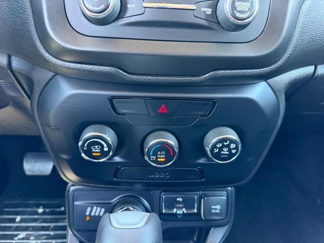 Used 2020 Jeep Renegade Sport w/ Sport Appearance Group AWD/4WD image 15