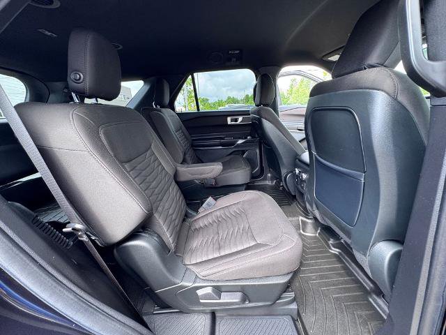 Certified 2020 Ford Explorer XLT w/ Comfort Package AWD/4WD image 24