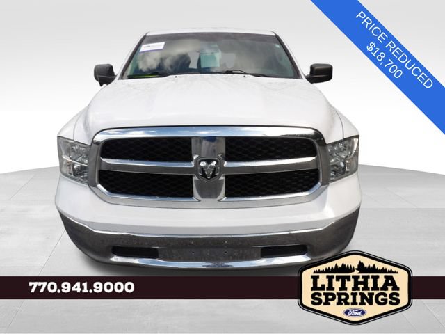 Used 2019 RAM 1500 Classic SLT AWD/4WD image 2