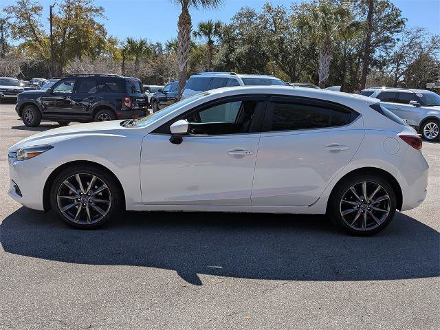 Used 2018 MAZDA MAZDA3 Grand Touring image 2