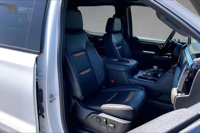 Used 2022 GMC Sierra 1500 AT4 w/ AT4 Premium Package AWD/4WD image 7