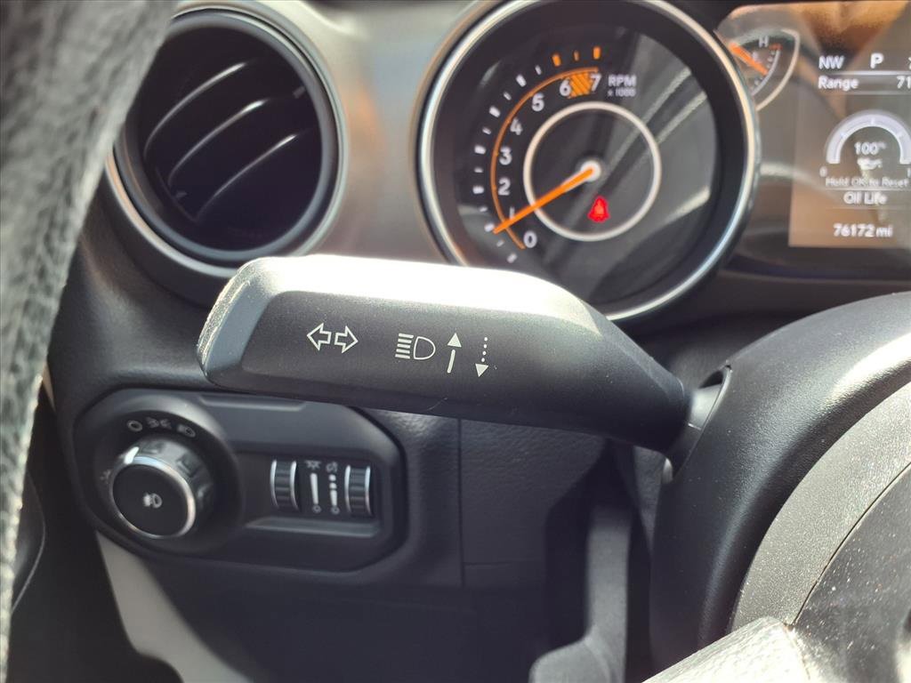 Used 2018 Jeep Wrangler Unlimited Sport image 17