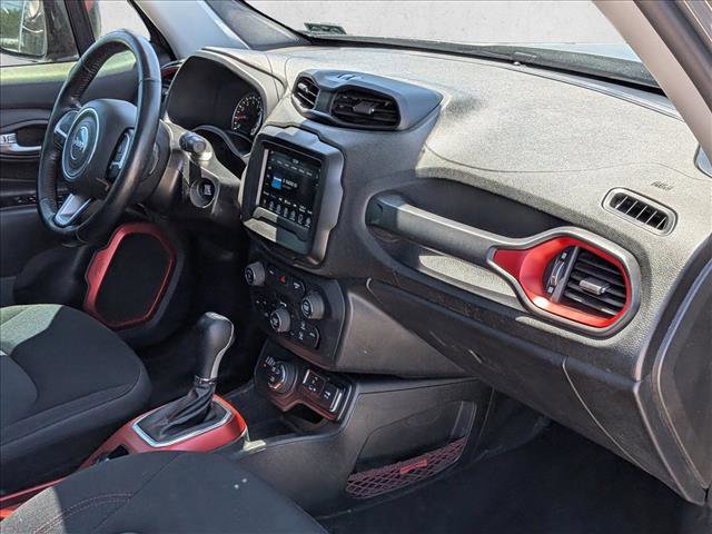 Used 2019 Jeep Renegade Trailhawk w/ Cold Weather Group II AWD/4WD image 24