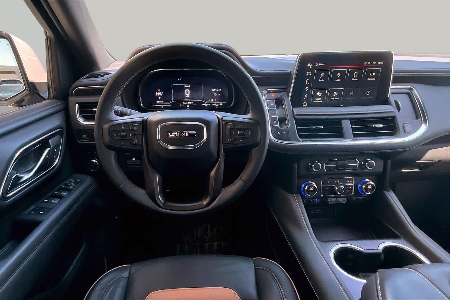 Used 2024 GMC Yukon AT4 w/ AT4 Premium Plus Package AWD/4WD image 6