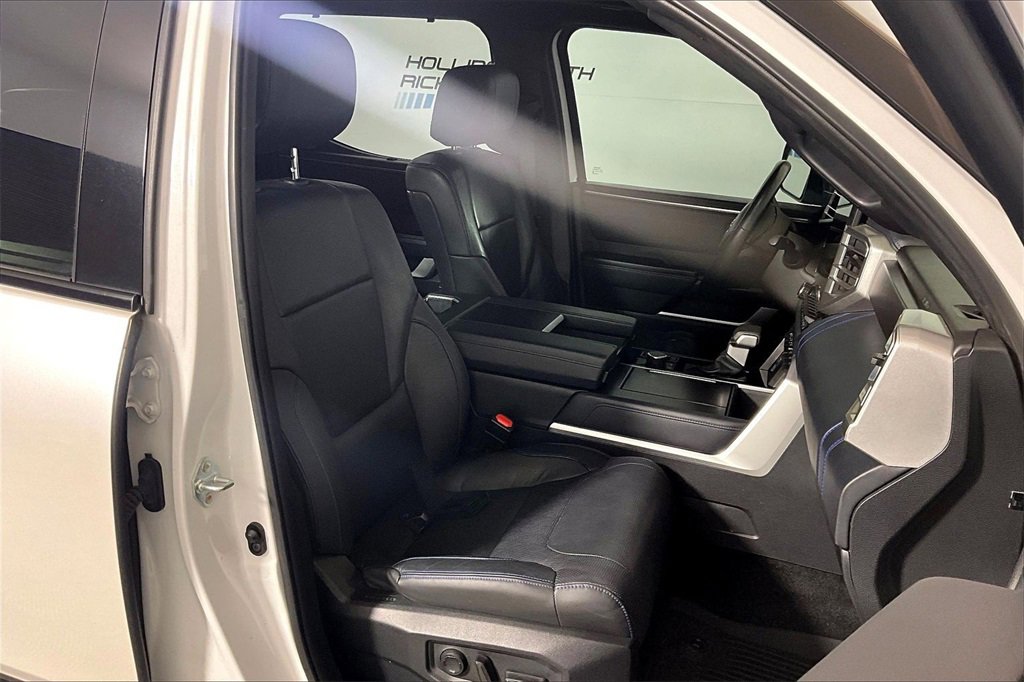 Used 2022 Toyota Tundra Platinum image 7