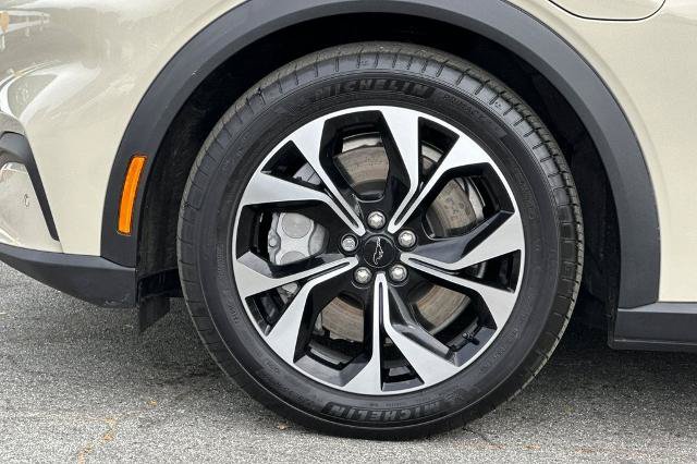 Certified 2025 Ford Mustang Mach-E Select w/ Comfort Package Lite RWD image 28