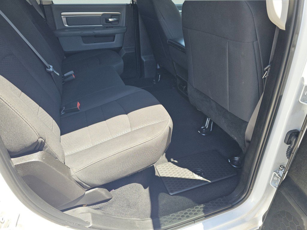 Used 2019 RAM 1500 Classic Warlock AWD/4WD image 5