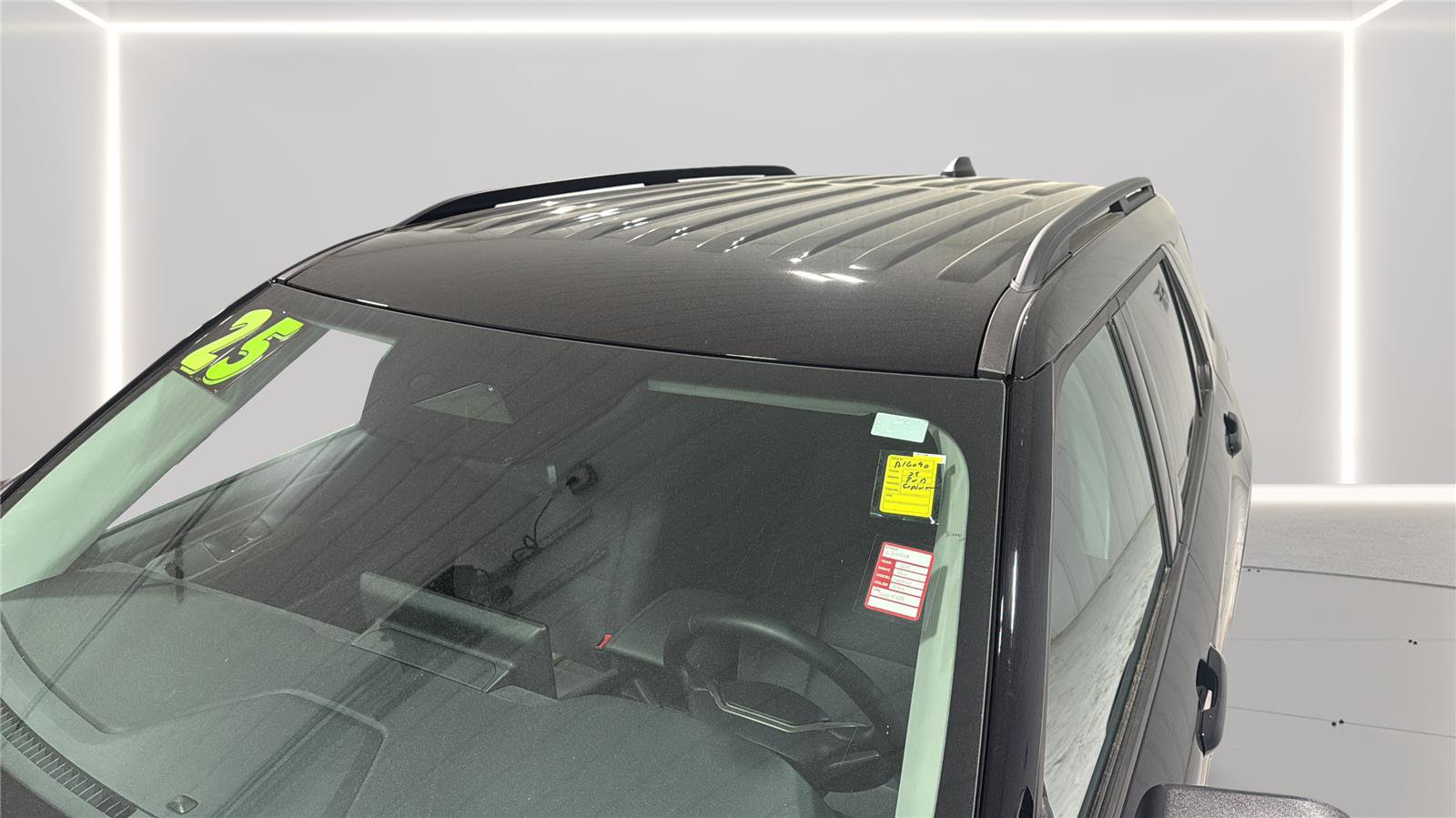 Certified 2025 Ford Explorer Active image 30