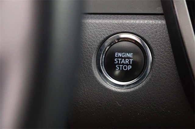 Used 2022 Toyota Camry SE image 15
