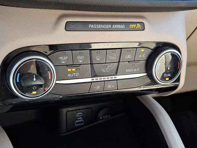 Certified 2022 Ford Escape SE w/ Convenience Package image 16