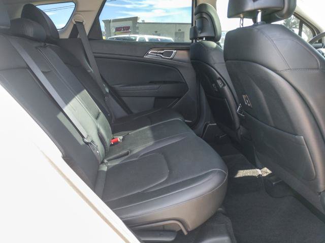 Used 2025 Kia Sportage EX w/ Premium Package FWD image 16