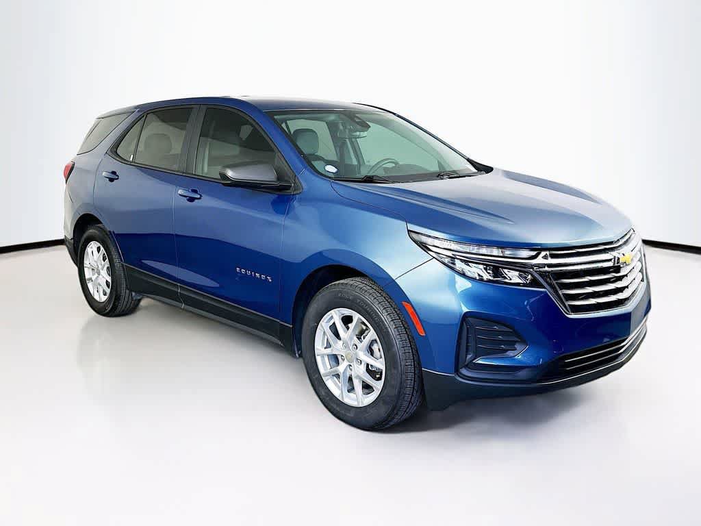 Used 2024 Chevrolet Equinox LS w/ Driver Confidence II Package FWD image 24