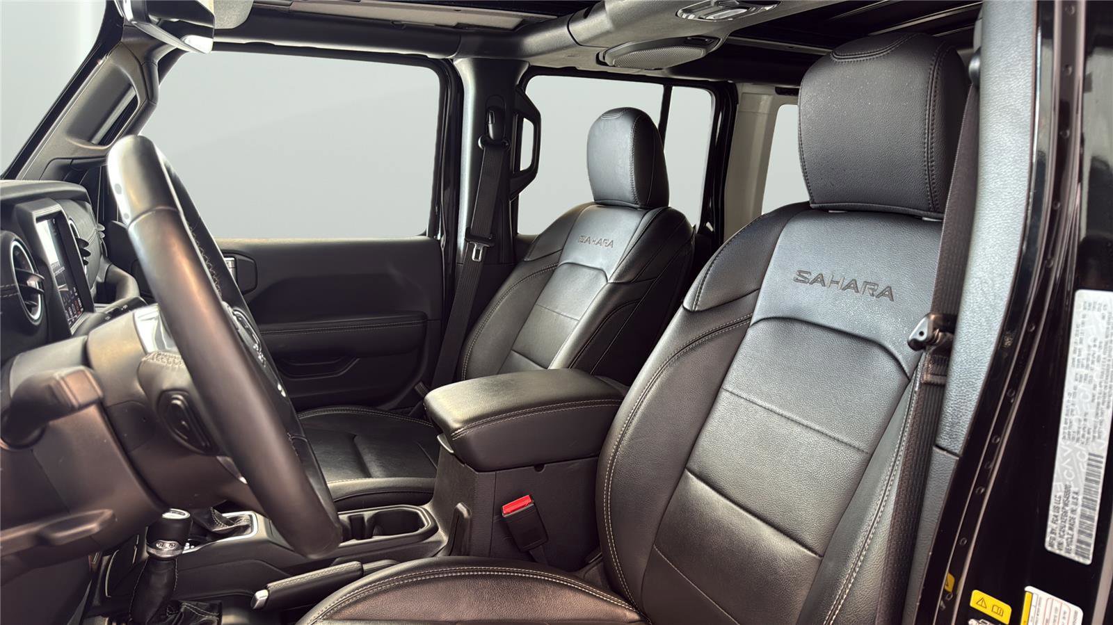 Used 2023 Jeep Wrangler Sahara w/ Cold Weather Group image 12