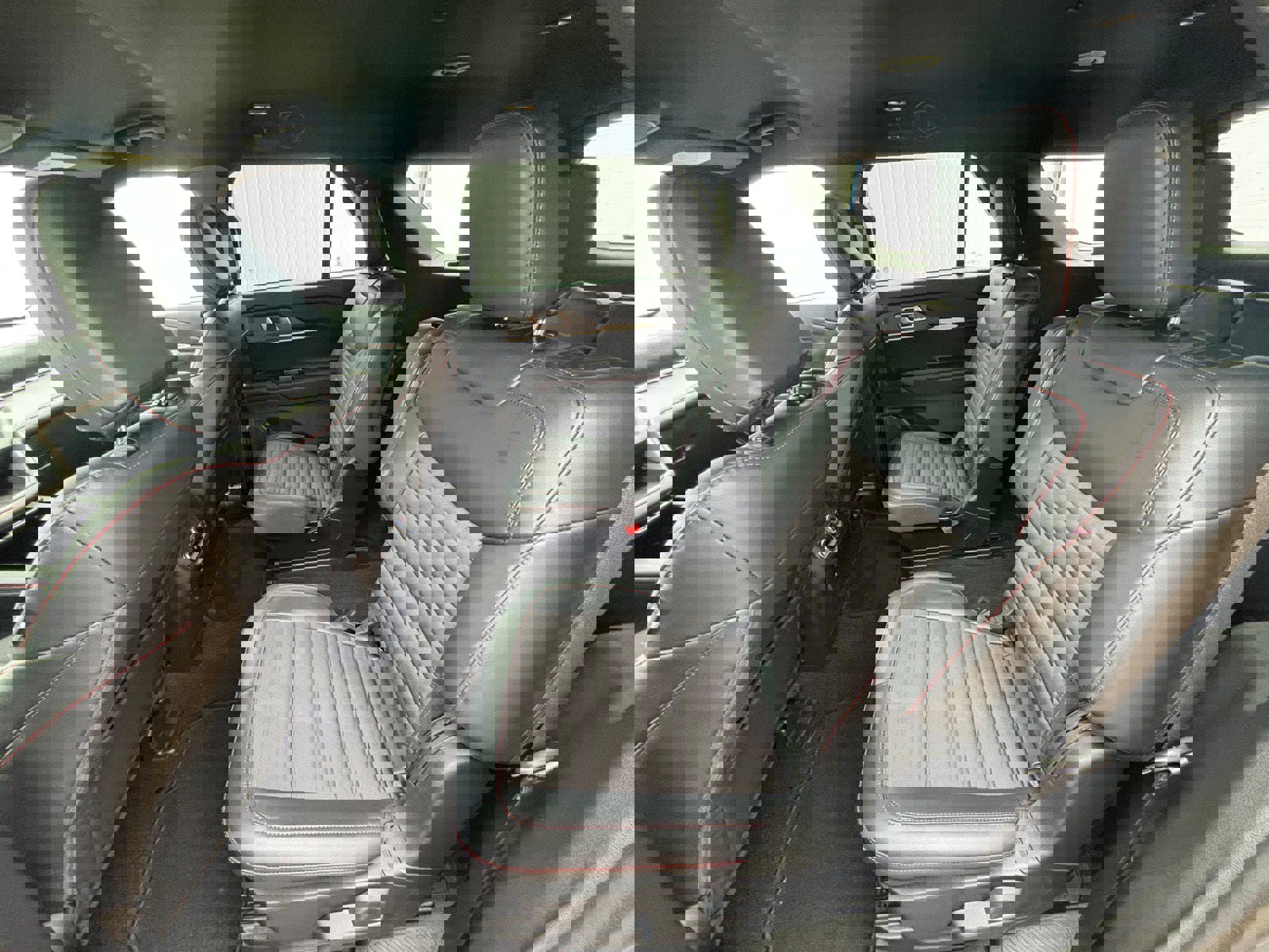 Certified 2025 Ford Explorer ST-Line image 14