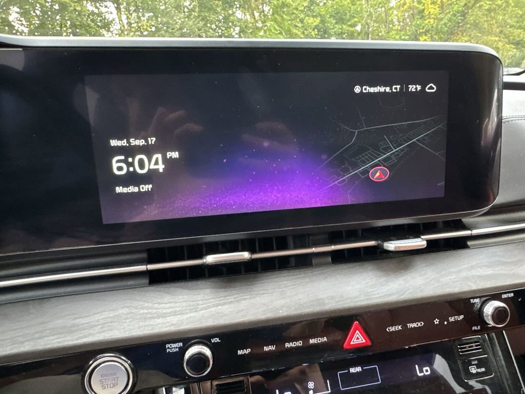 Used 2024 Kia Carnival SX image 16