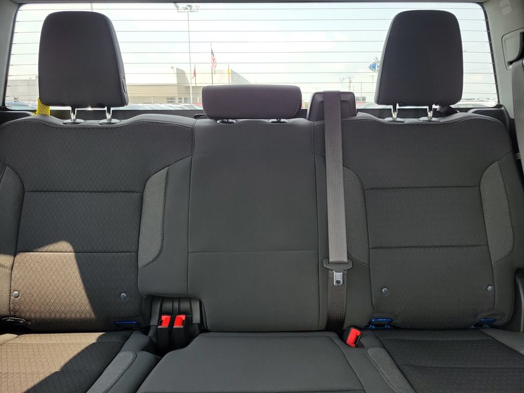 Used 2023 Chevrolet Silverado 1500 LT AWD/4WD image 17