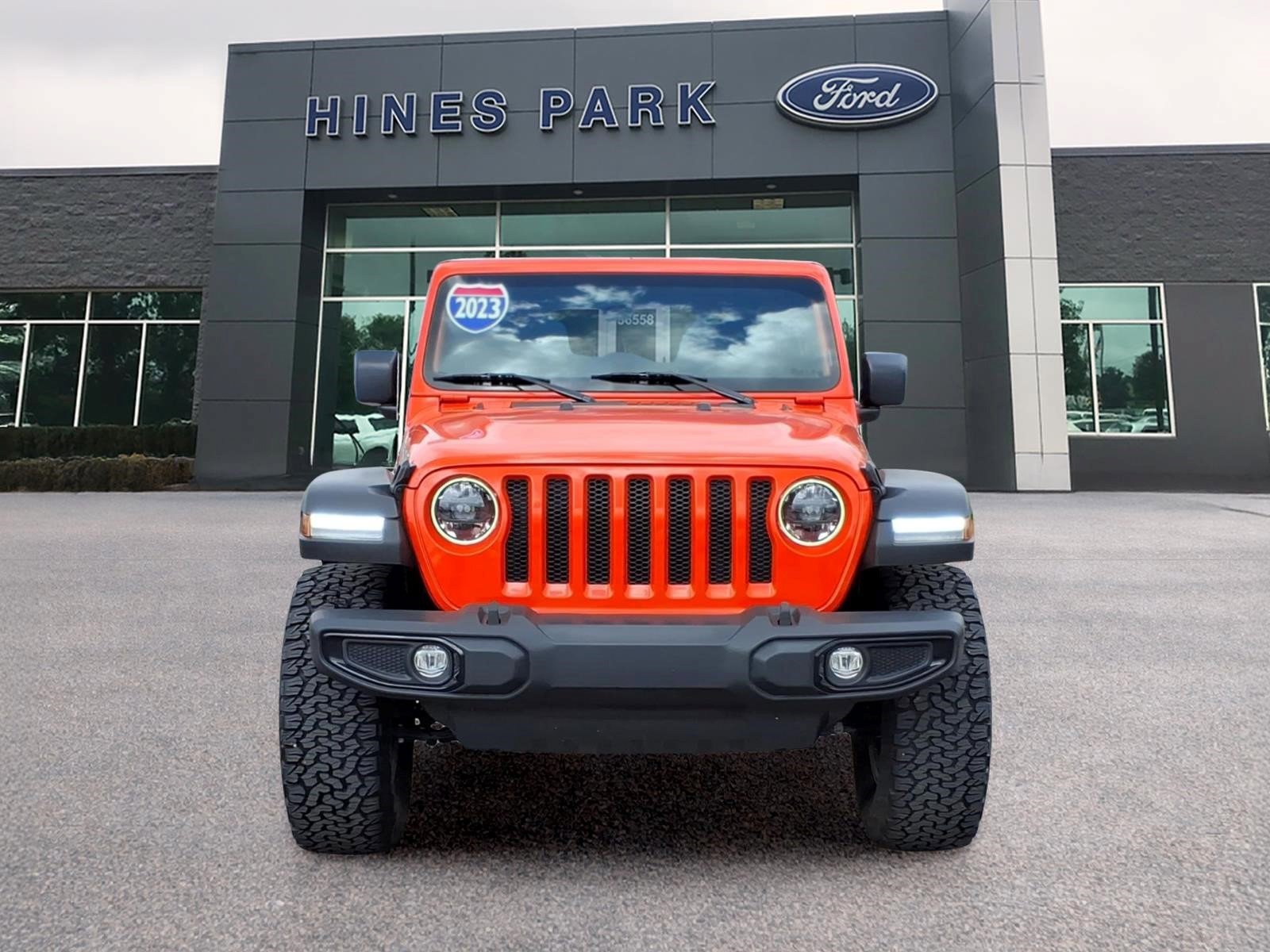 Used 2023 Jeep Wrangler Unlimited Sport AWD/4WD image 2