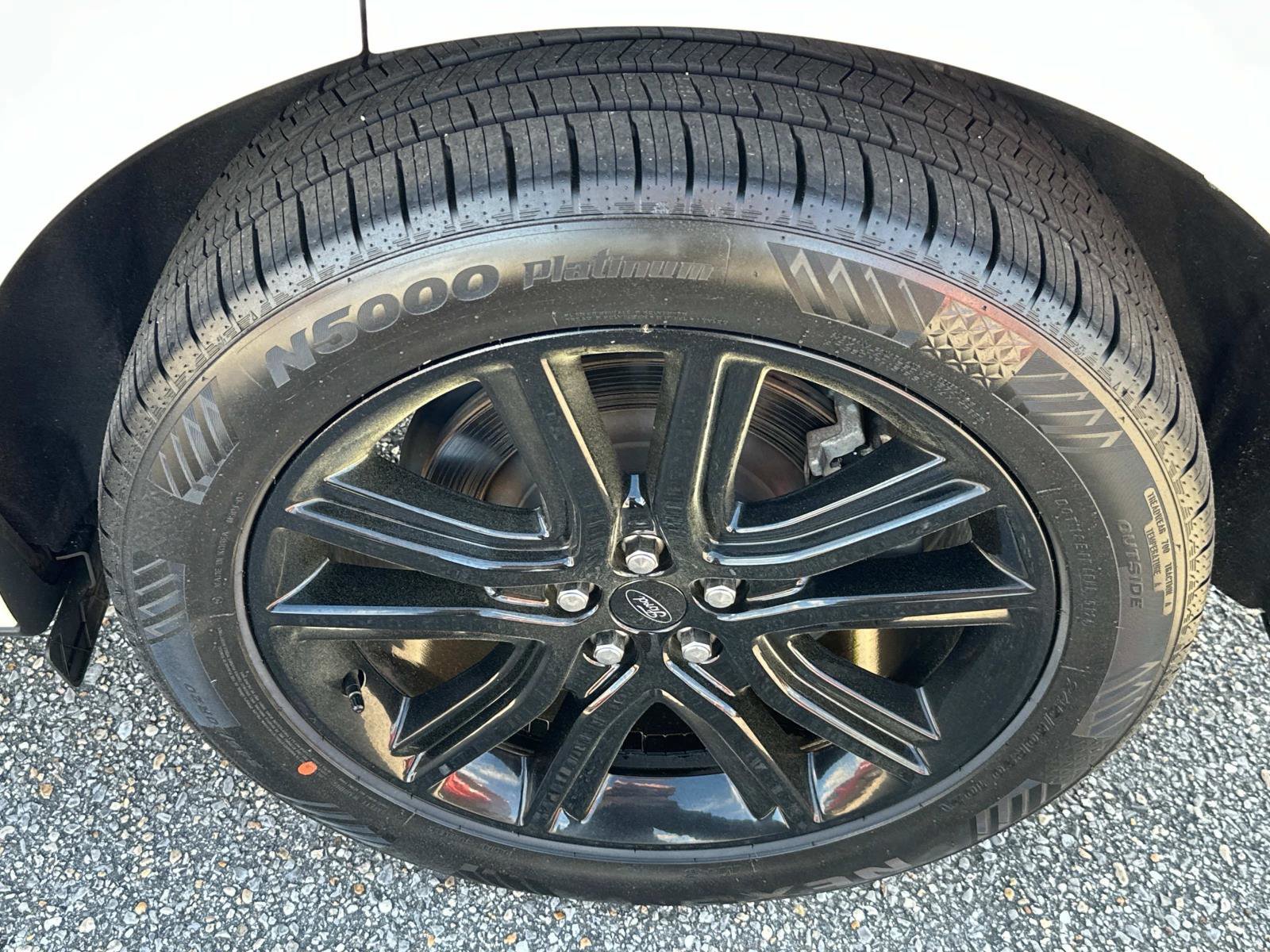 Certified 2022 Ford Edge ST-Line image 9