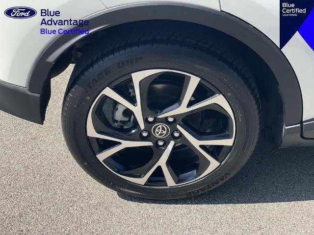 Used 2021 Toyota C-HR XLE FWD image 31
