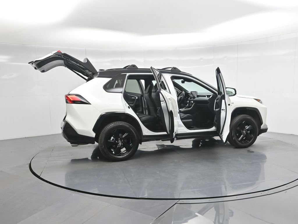 Used 2020 Toyota RAV4 XSE image 31